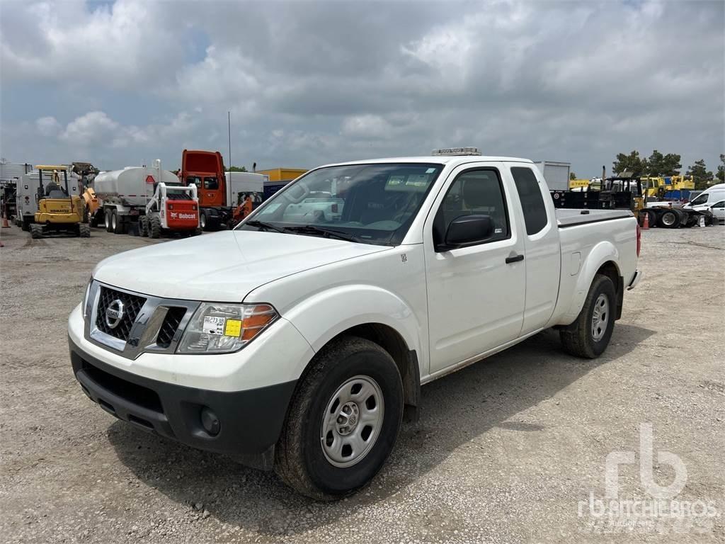 Nissan FRONTIER 皮卡车