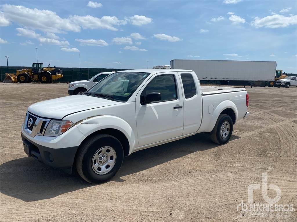 Nissan FRONTIER 皮卡车