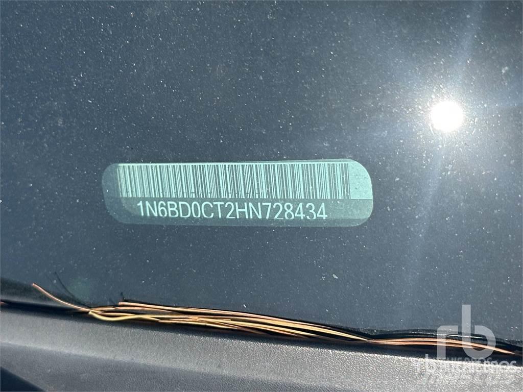 Nissan FRONTIER 皮卡车