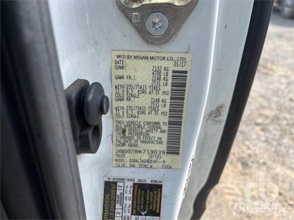 Nissan FRONTIER 皮卡车
