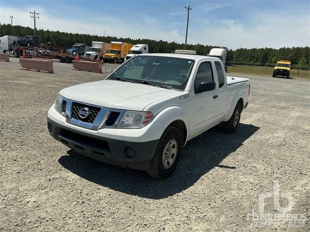 Nissan FRONTIER 皮卡车