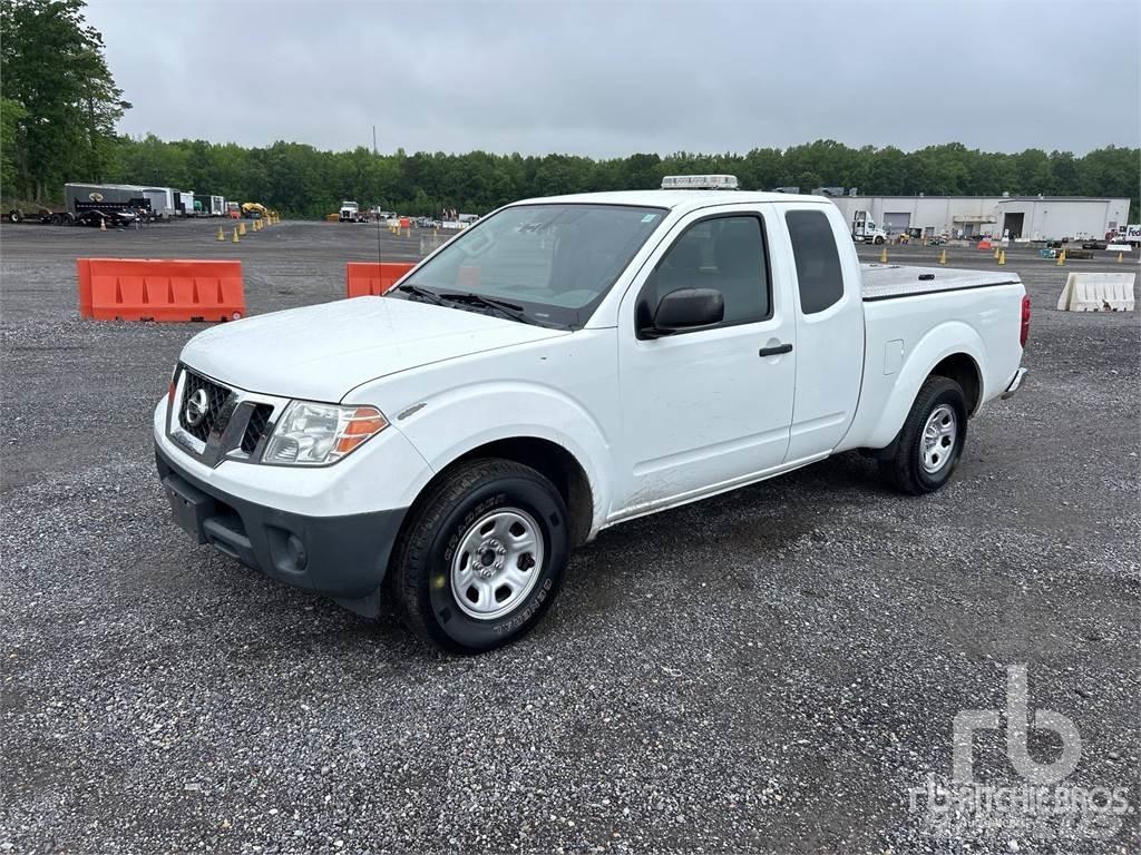 Nissan FRONTIER 皮卡车
