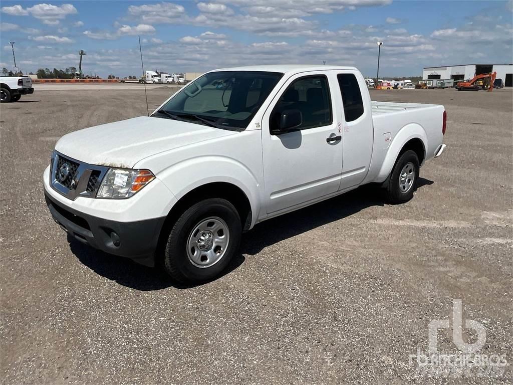 Nissan FRONTIER 皮卡车