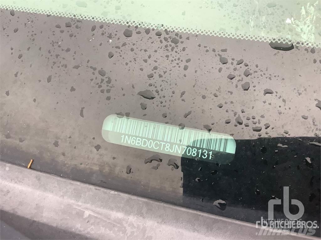 Nissan FRONTIER 皮卡车