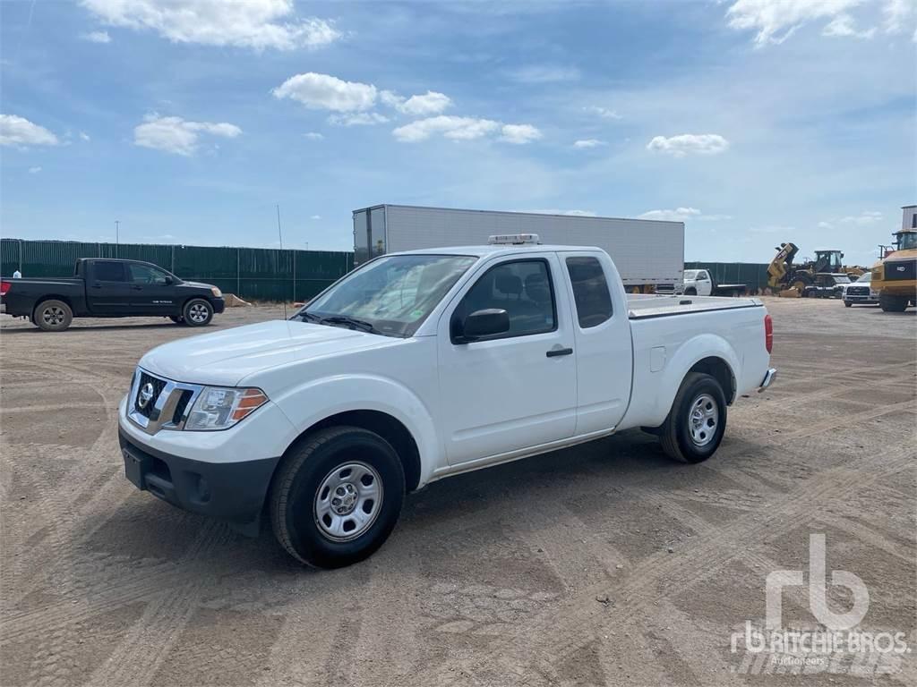 Nissan FRONTIER 皮卡车