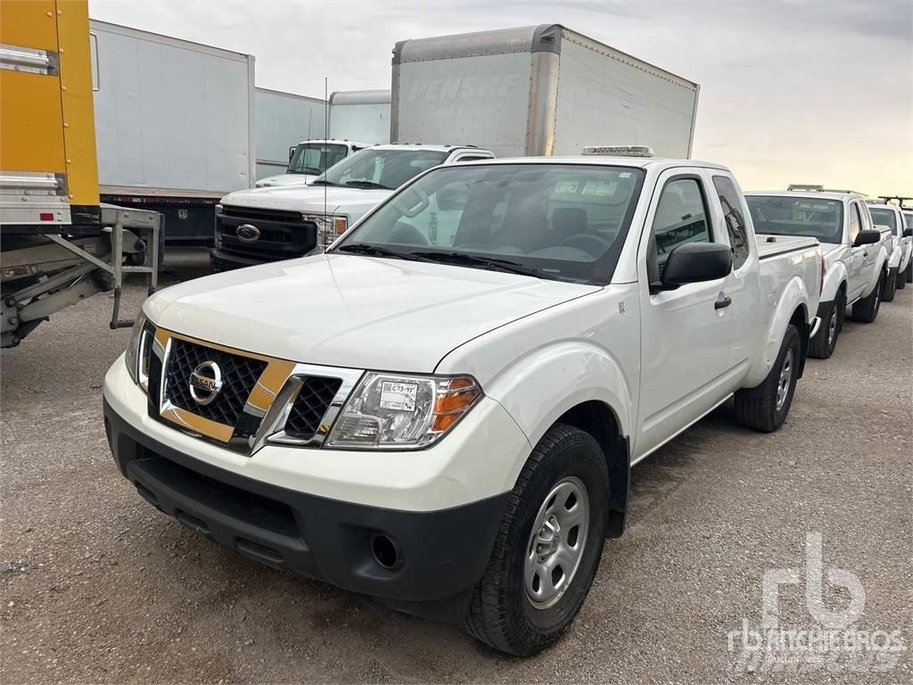 Nissan FRONTIER 皮卡车