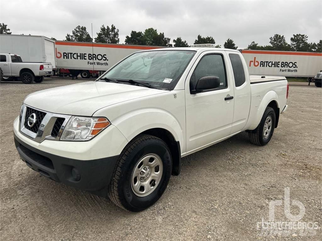Nissan FRONTIER 皮卡车