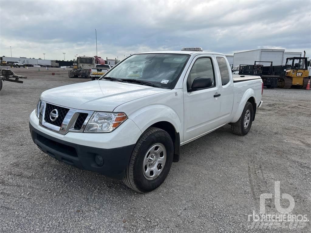 Nissan FRONTIER 皮卡车