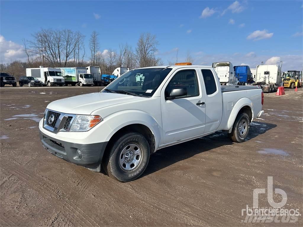 Nissan FRONTIER 皮卡车