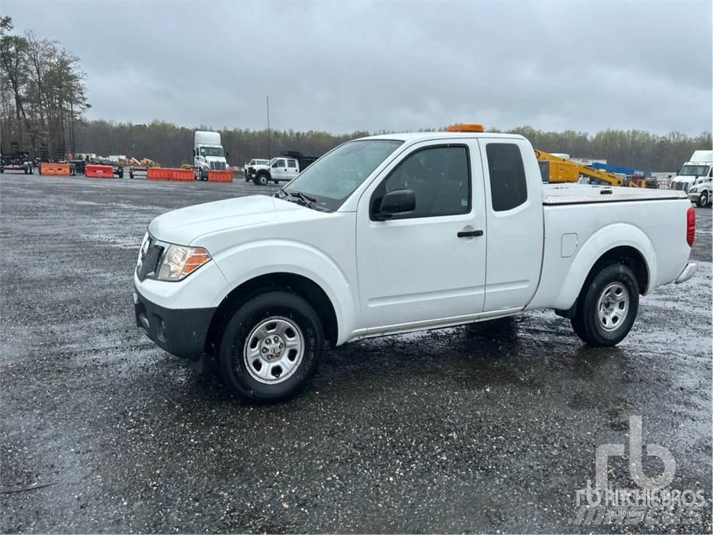 Nissan FRONTIER 皮卡车