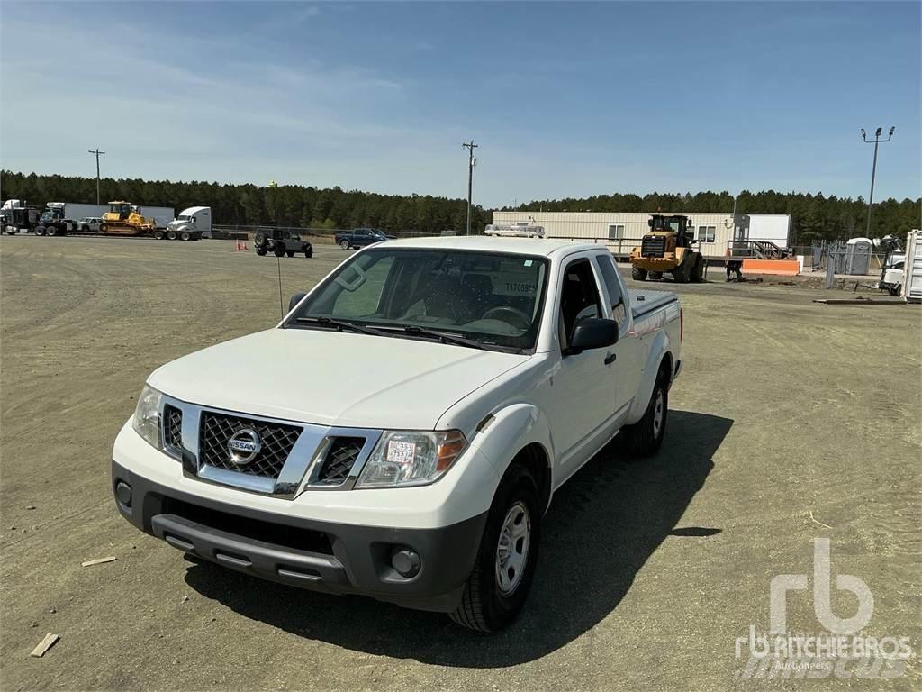 Nissan FRONTIER 皮卡车
