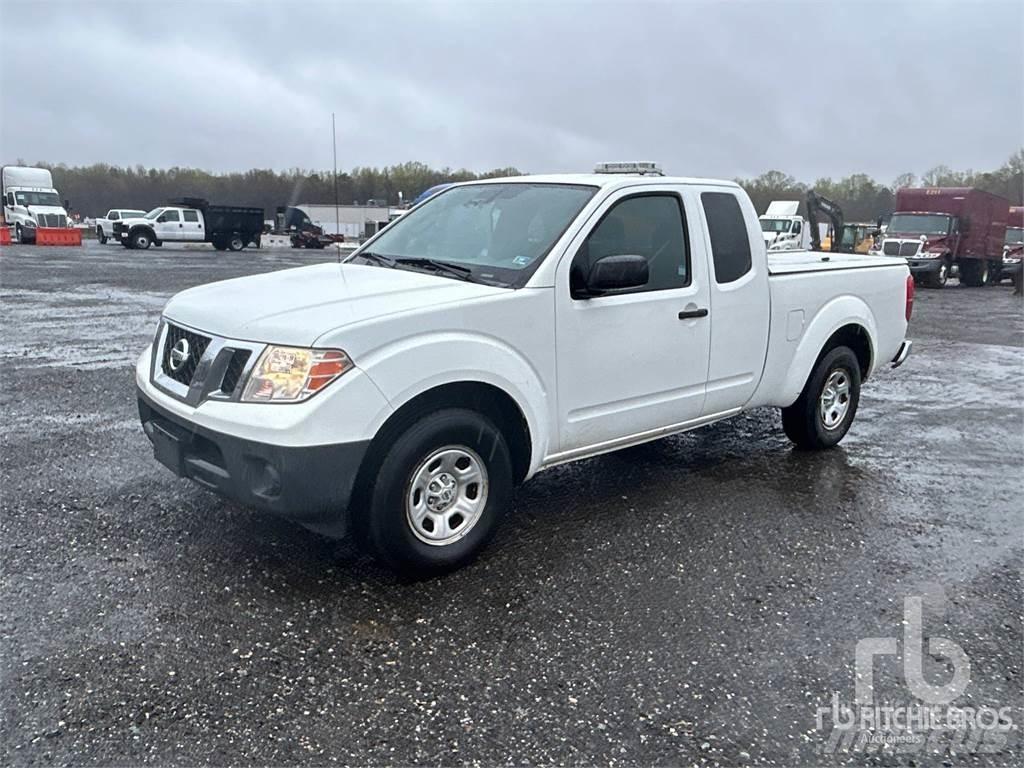 Nissan FRONTIER 皮卡车