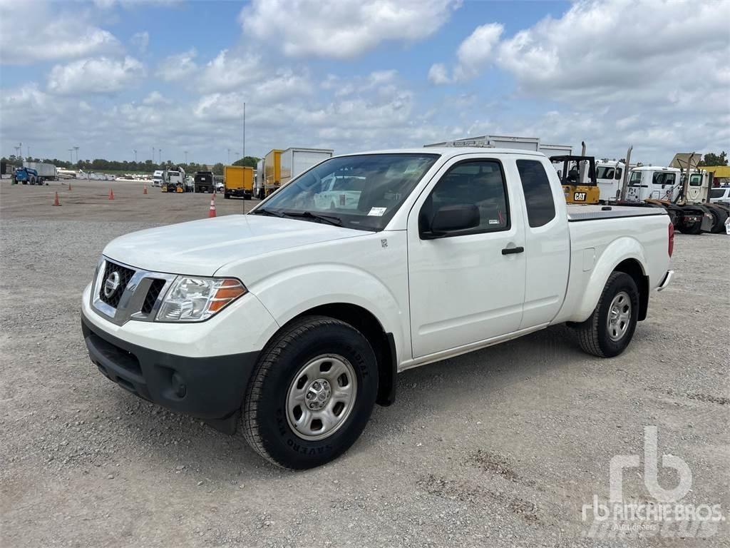Nissan FRONTIER 皮卡车