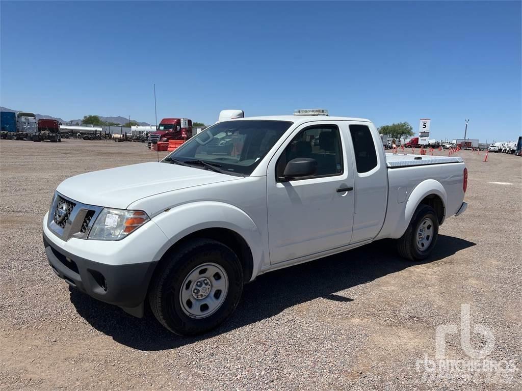 Nissan FRONTIER 皮卡车