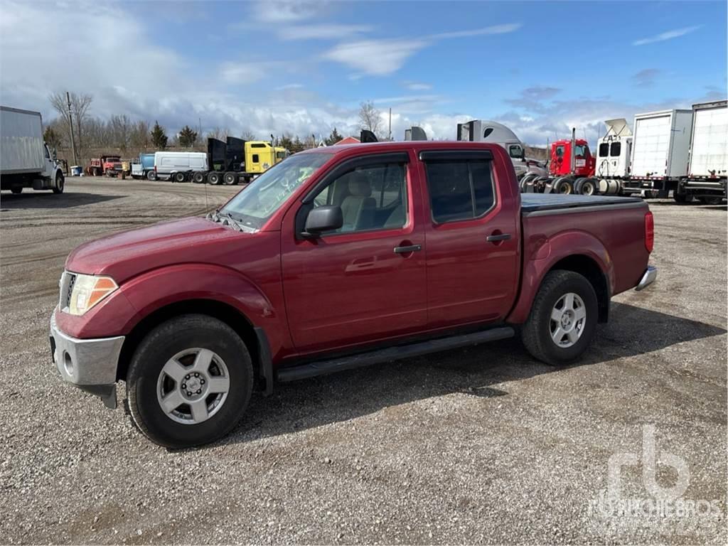 Nissan FRONTIER 皮卡车