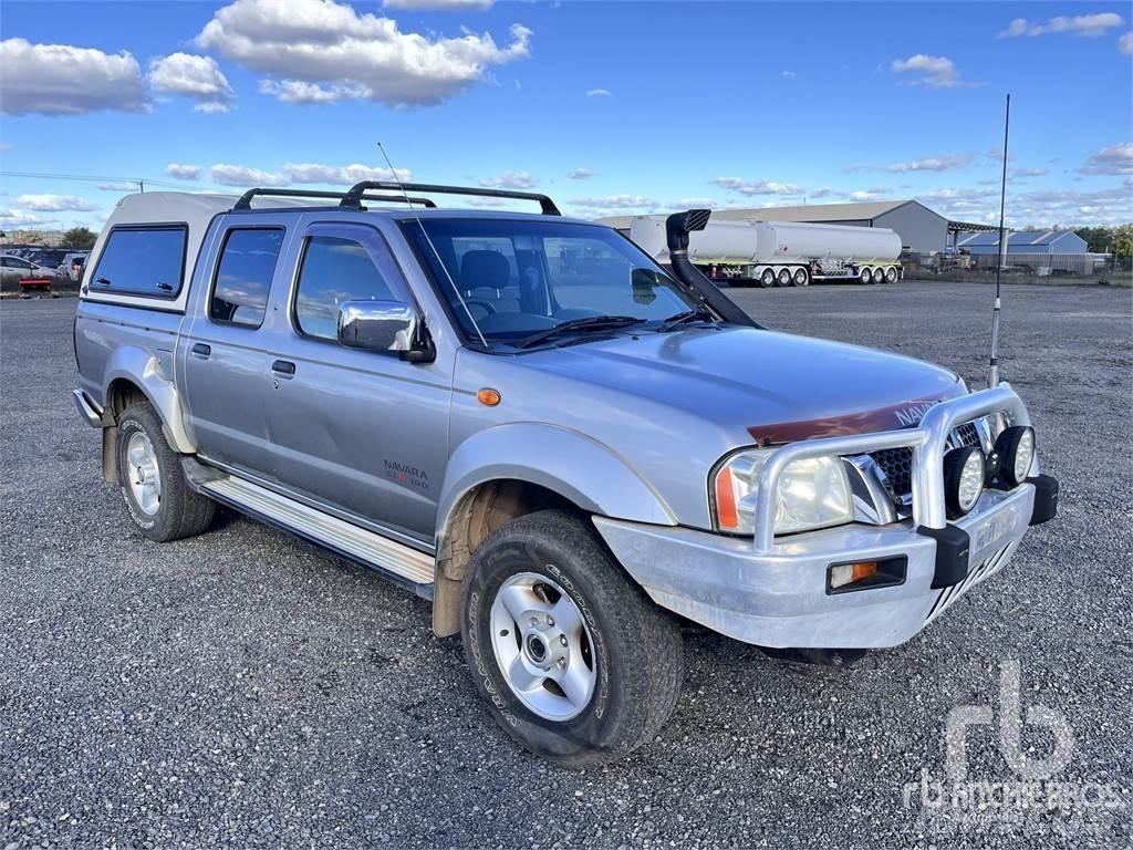 Nissan NAVARA 皮卡车