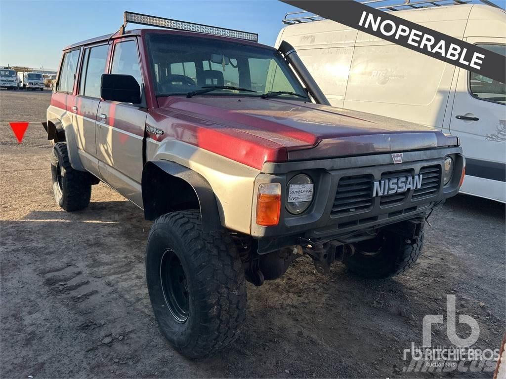 Nissan PATROL 皮卡车