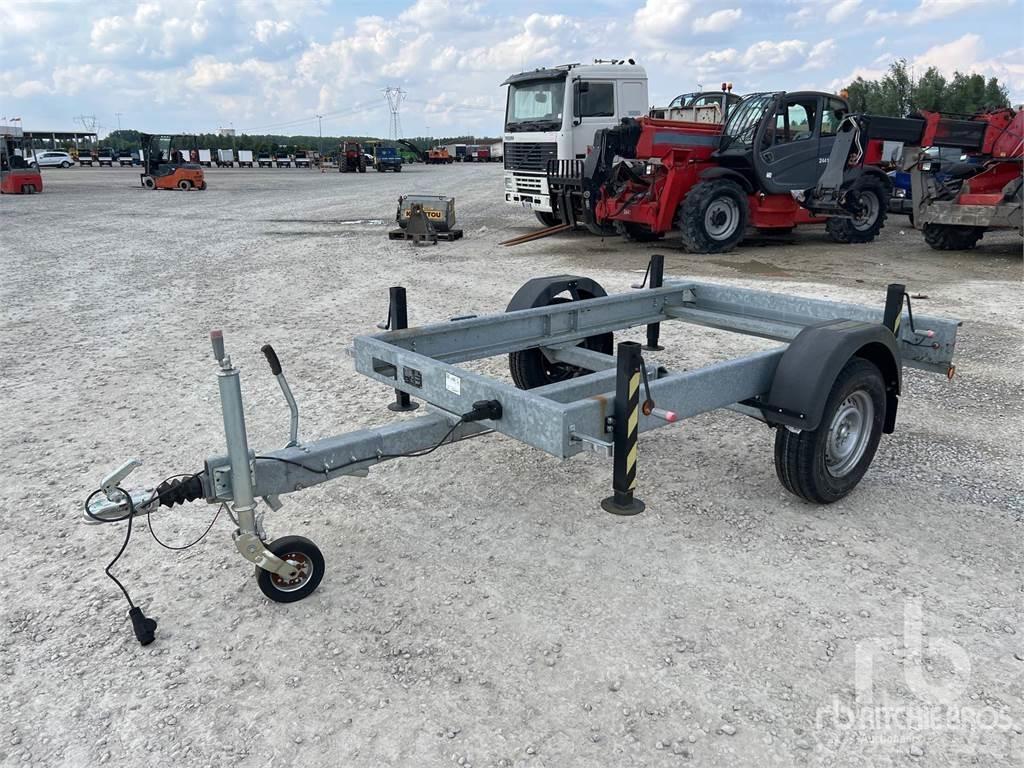  OMC UK1800 其他拖车