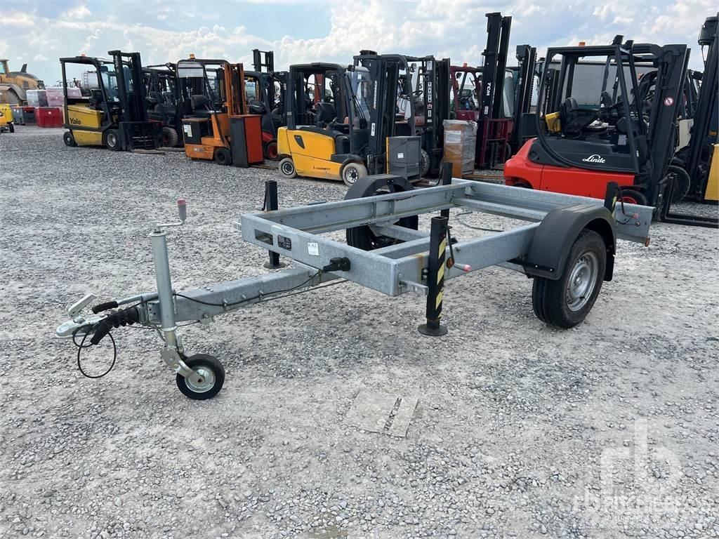  OMC UK1800 其他拖车