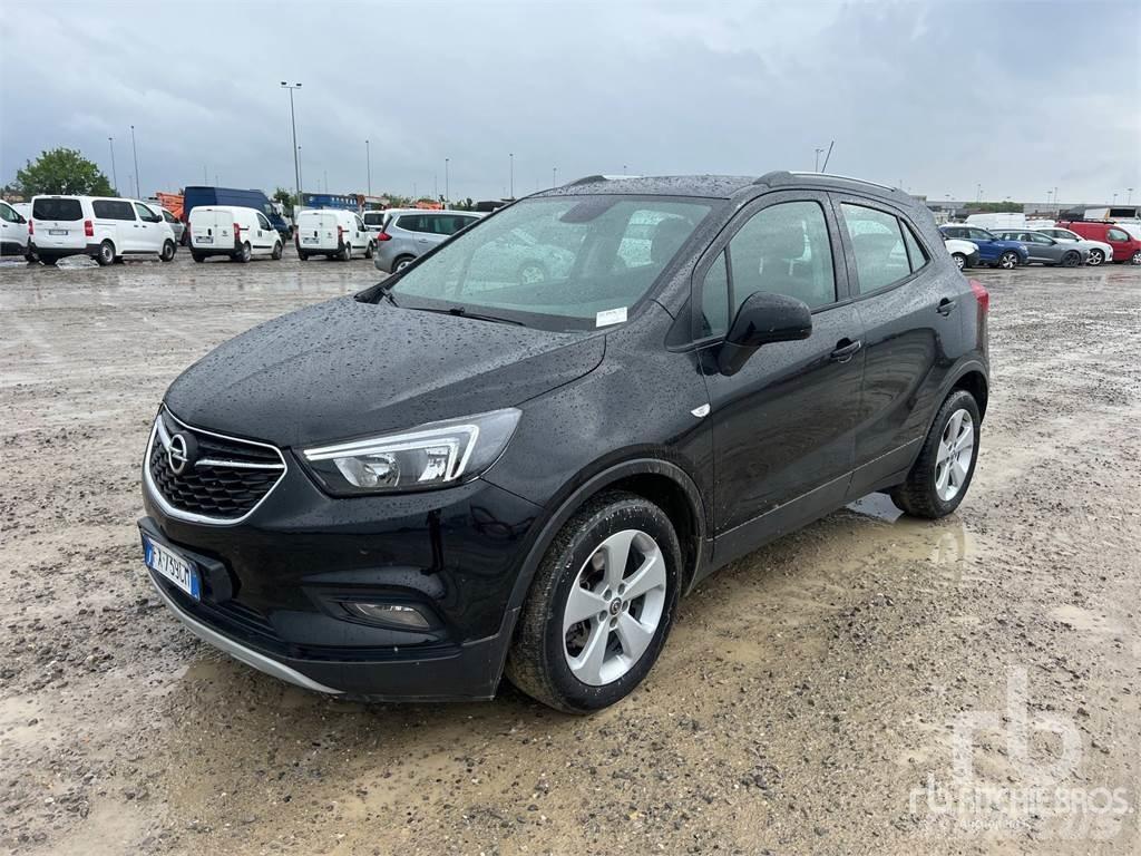 Opel MOKKA 皮卡车