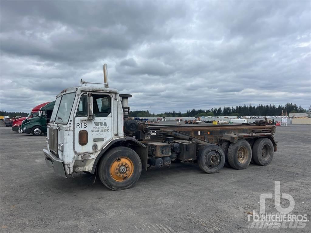 Peterbilt 320 可拆卸式卡车