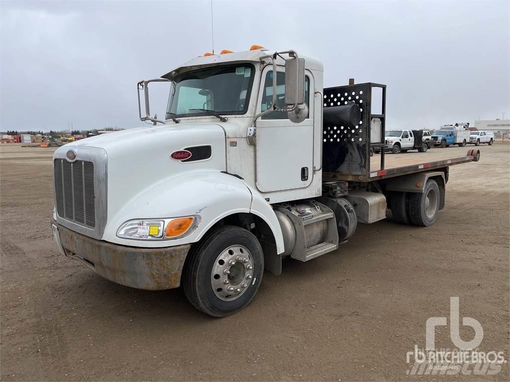 Peterbilt 330 工程吊钩车
