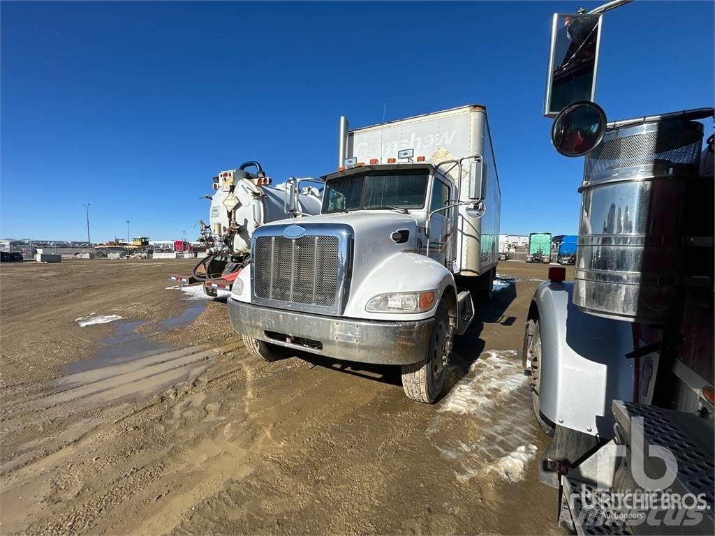 Peterbilt 335 大型面包车