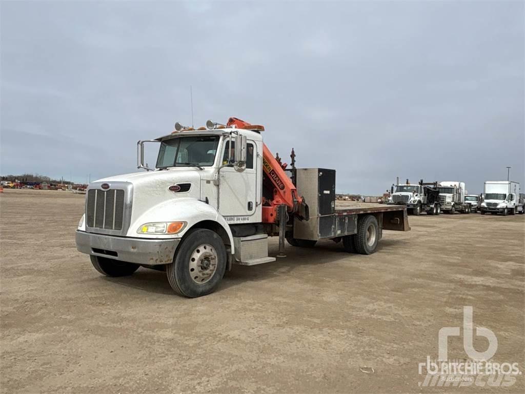 Peterbilt 335 起重车