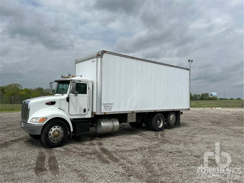 Peterbilt 335 市政车