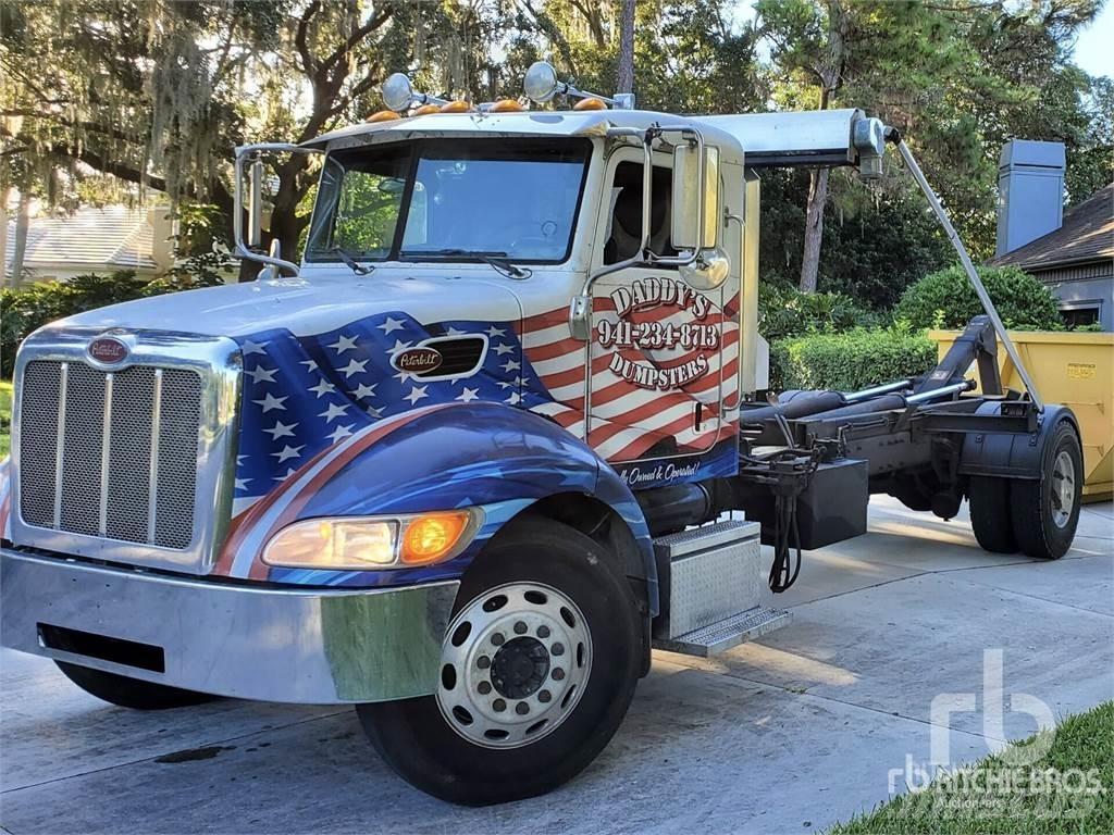 Peterbilt 335 工程吊钩车