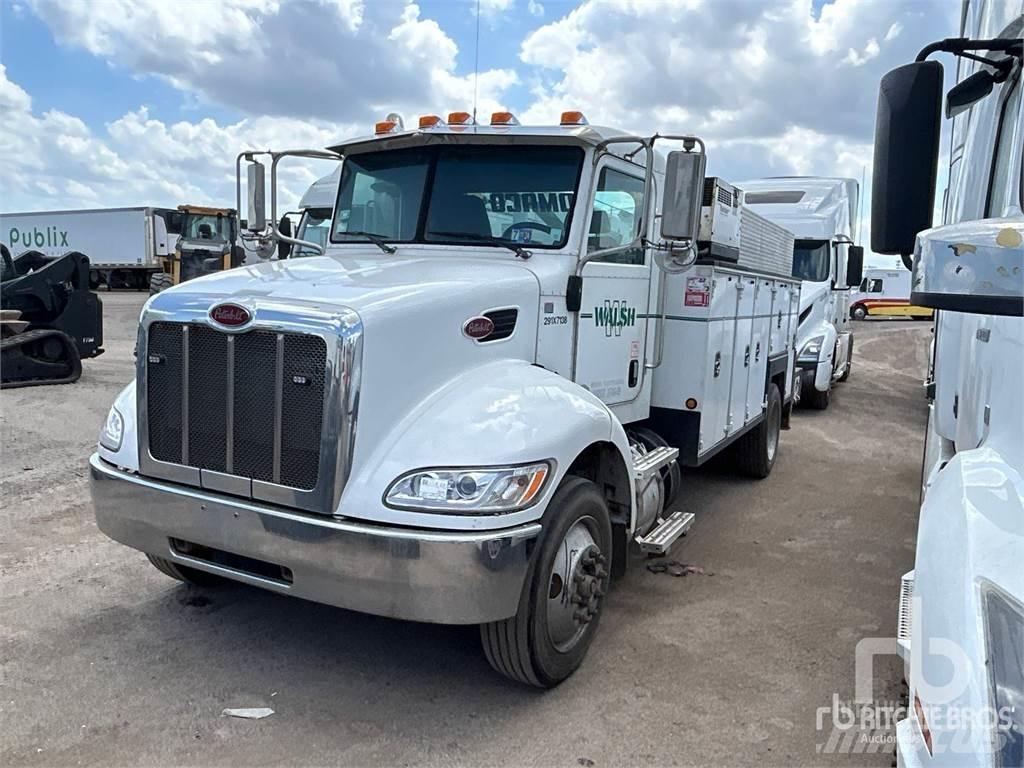 Peterbilt 337 市政车