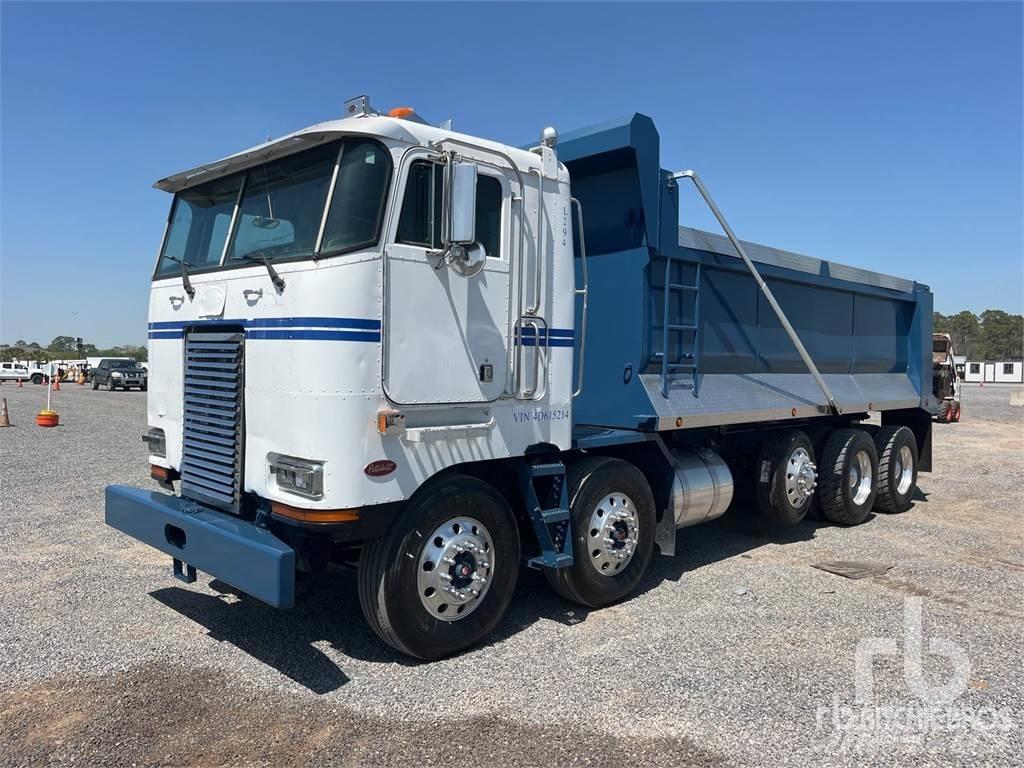 Peterbilt 362 自卸式货车