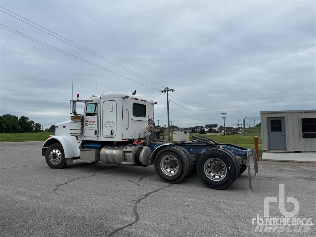 Peterbilt 367 牵引车