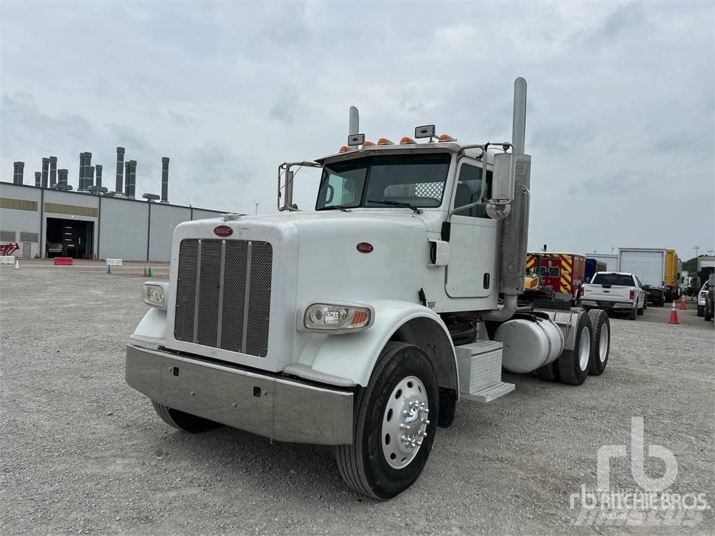 Peterbilt 367 牵引车