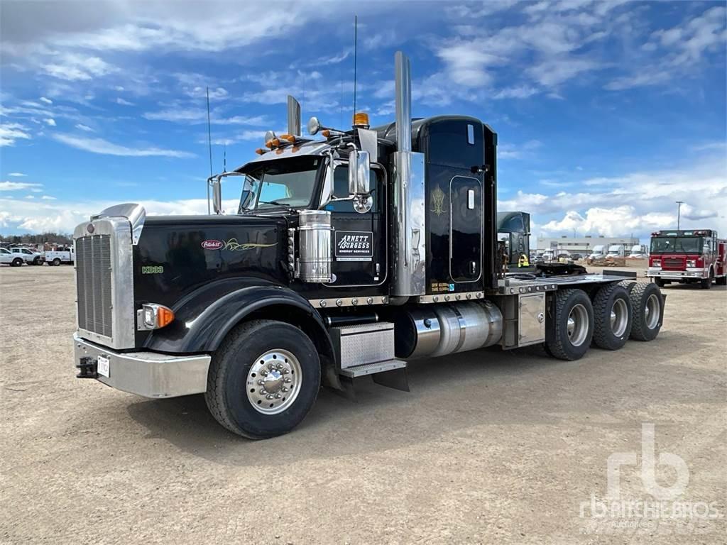 Peterbilt 367 牵引车