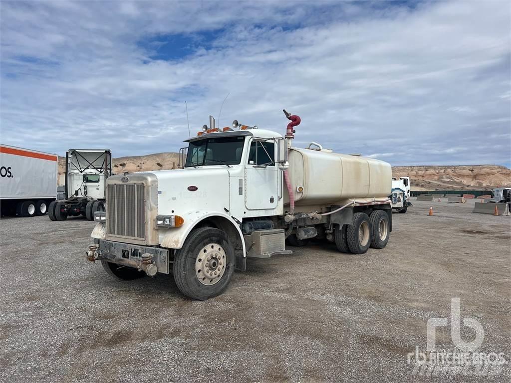 Peterbilt 378 水罐车