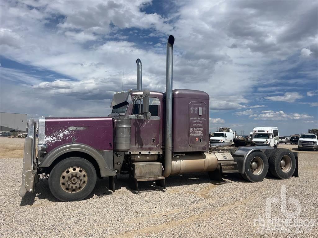 Peterbilt 379 牵引车