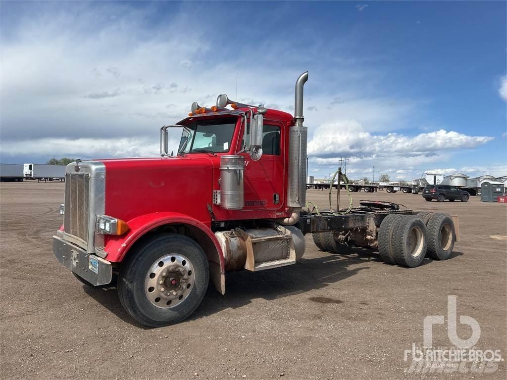 Peterbilt 379 牵引车