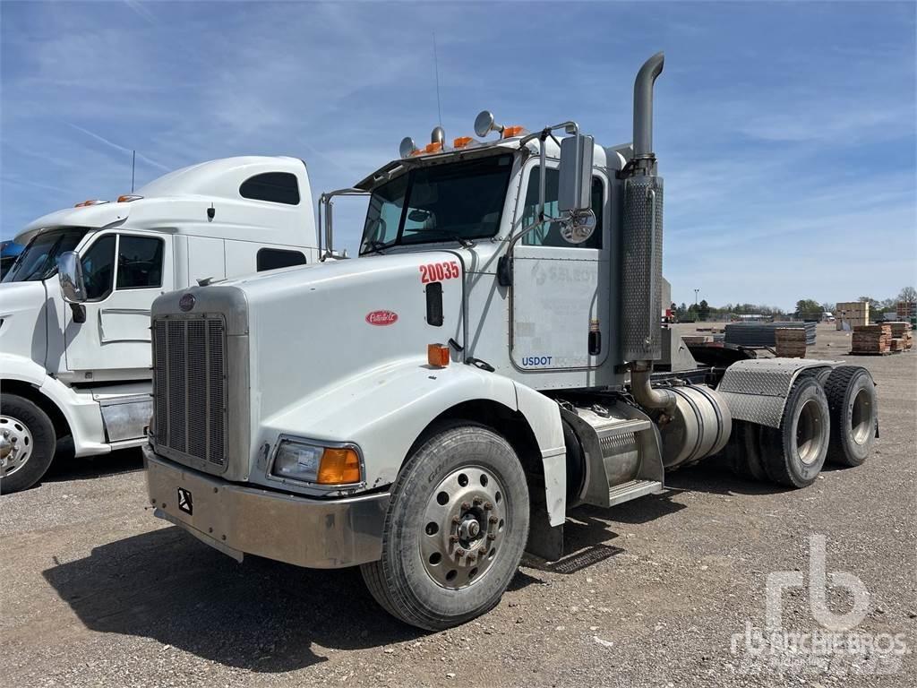 Peterbilt 385 牵引车