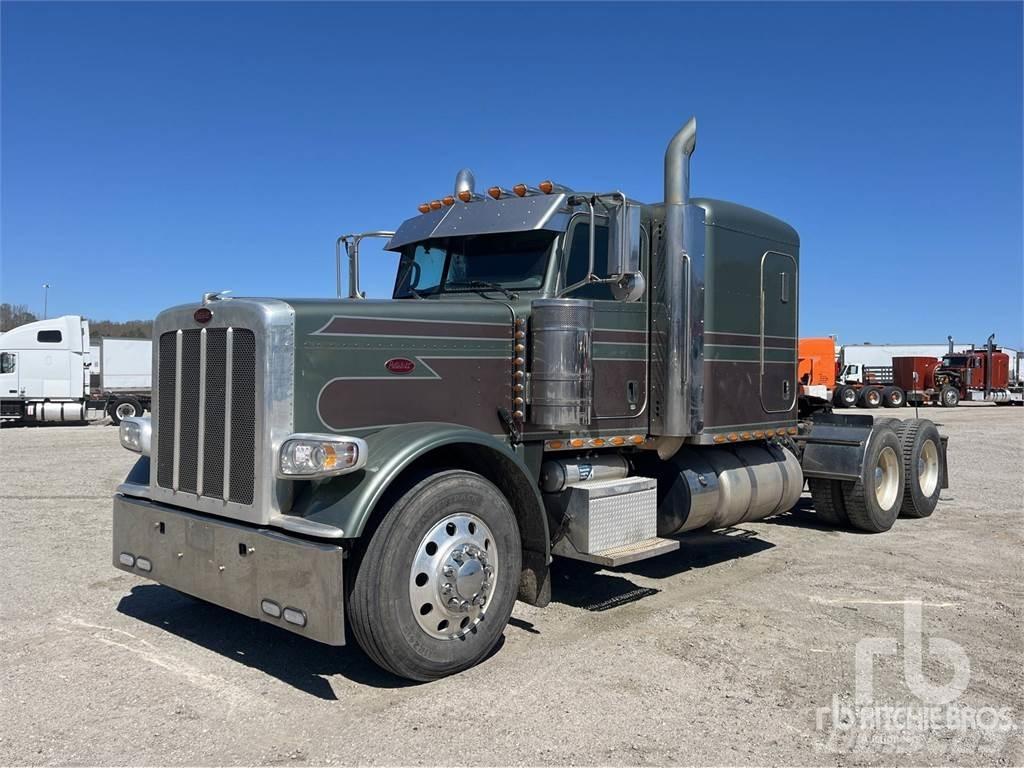 Peterbilt 388 牵引车