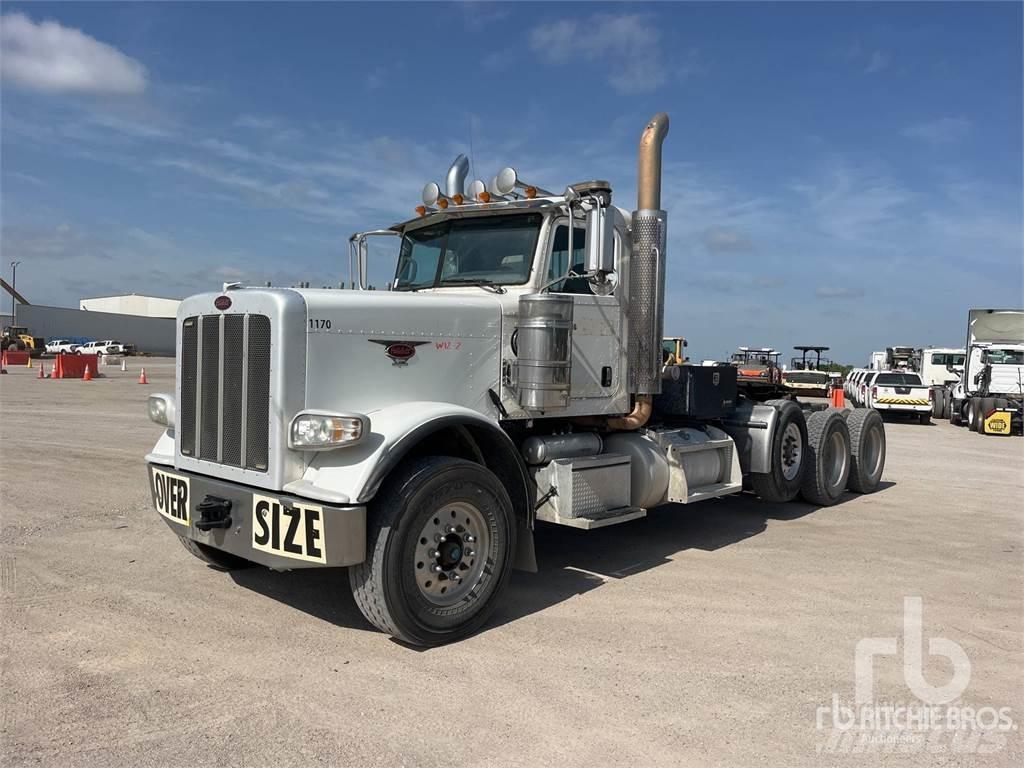 Peterbilt 388 牵引车