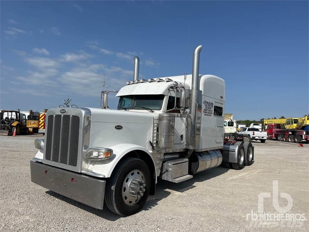 Peterbilt 389 牵引车