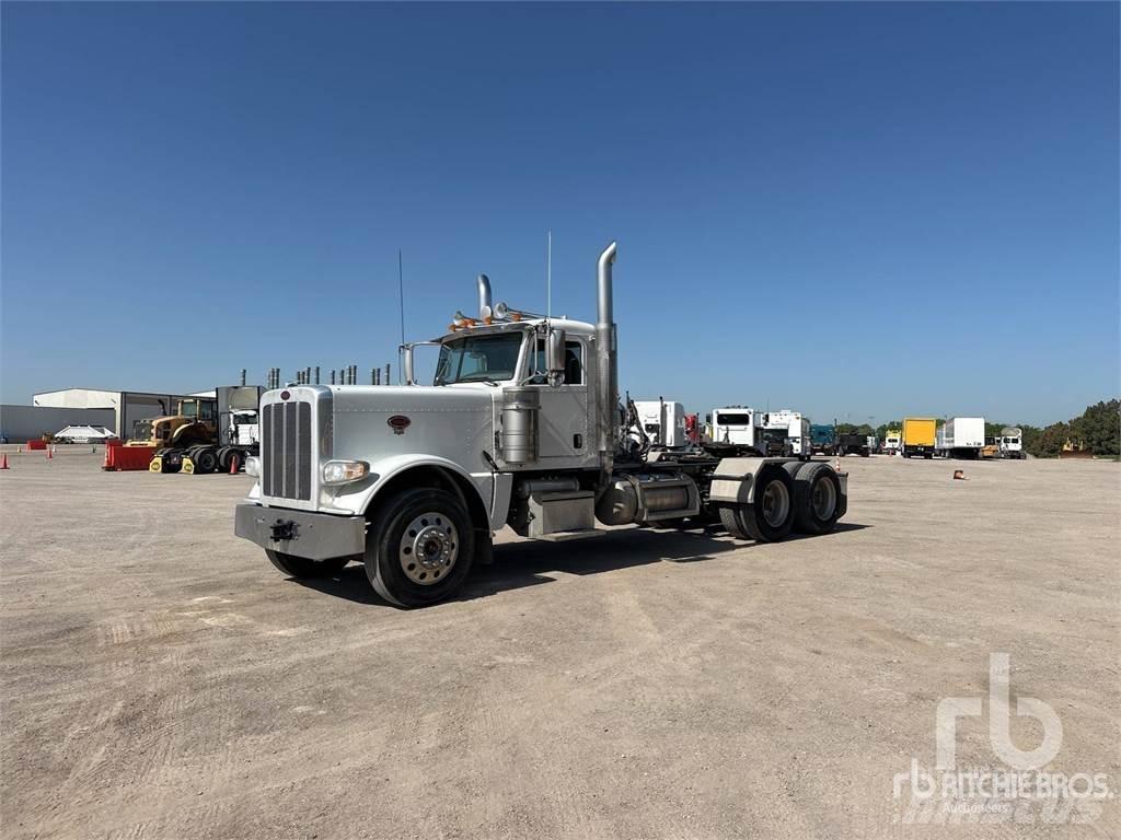 Peterbilt 389 牵引车