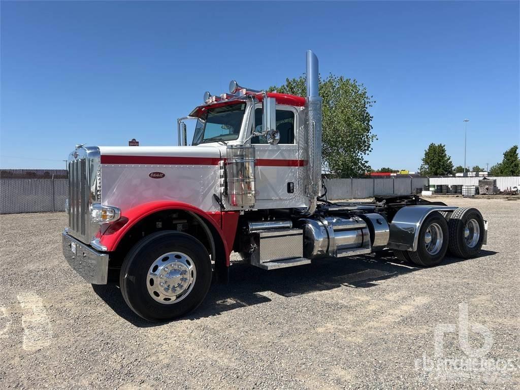 Peterbilt 389 牵引车