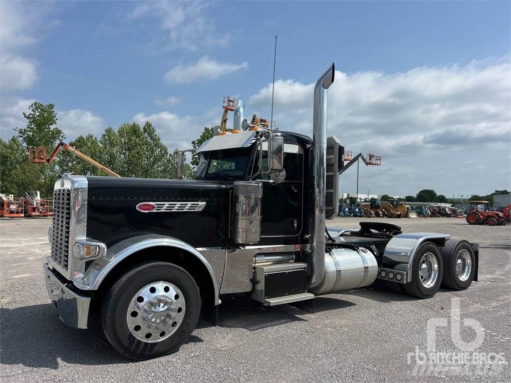 Peterbilt 389 牵引车