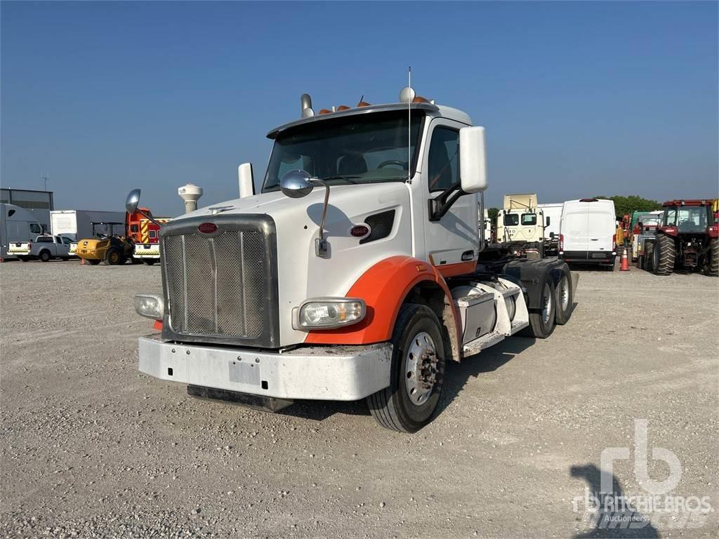 Peterbilt 567 牵引车
