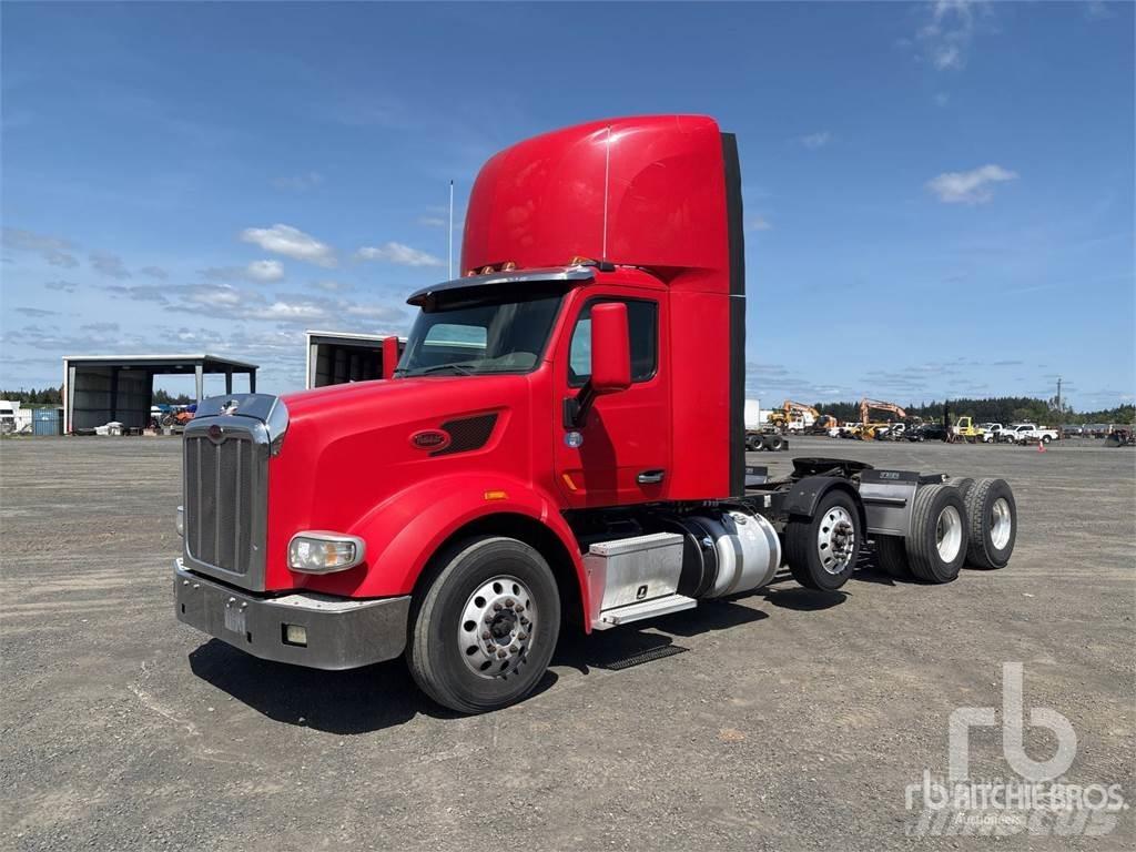 Peterbilt 567 牵引车