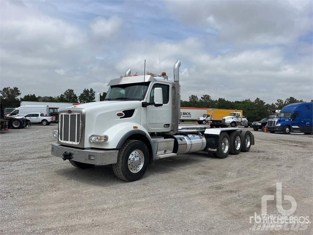 Peterbilt 567 牵引车