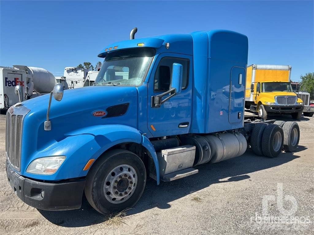 Peterbilt 579 牵引车