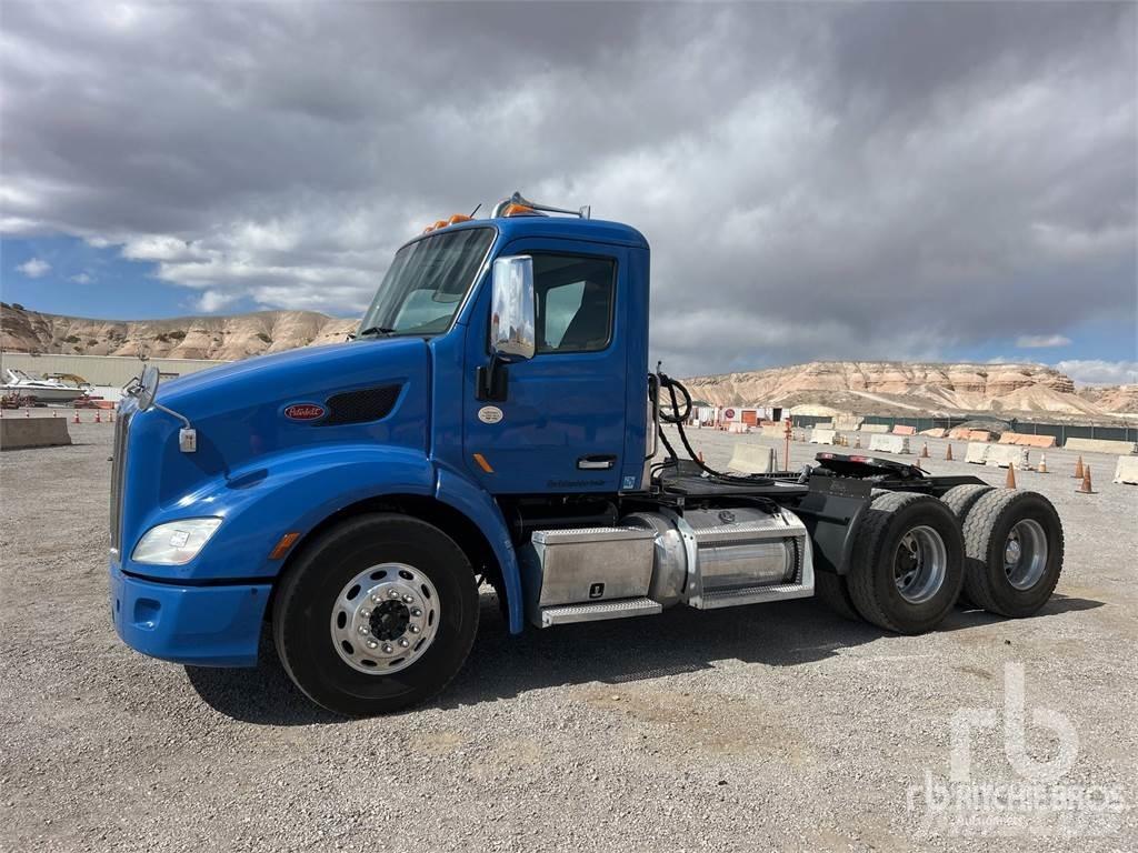 Peterbilt 579 牵引车